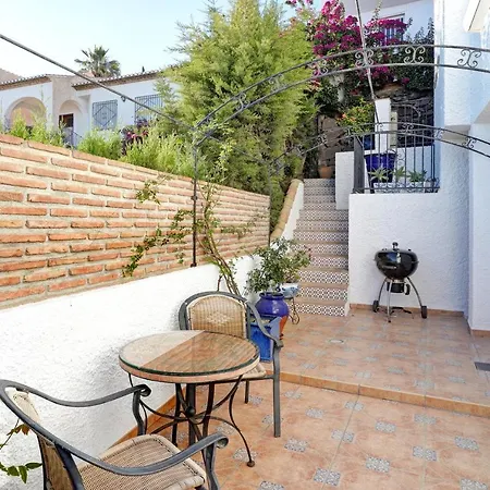 Breathtaking Seaside With Heated Saltwater Pool & Panoramic Terraces Villa *