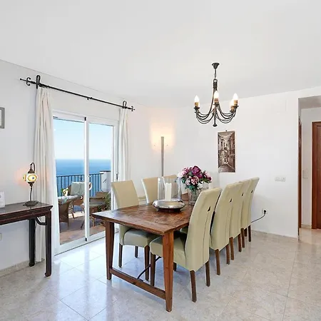 Breathtaking Seaside With Heated Saltwater Pool & Panoramic Terraces *