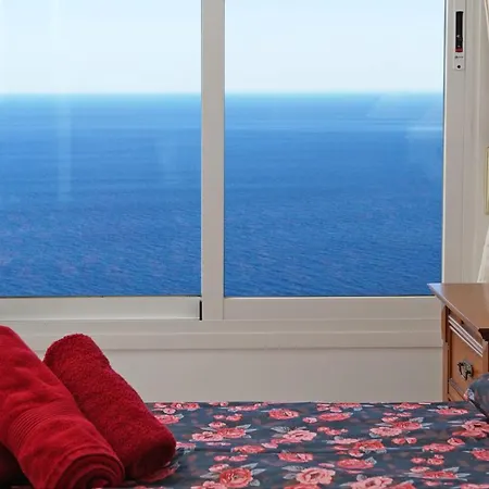 ヴィラ Breathtaking Seaside With Heated Saltwater Pool & Panoramic Terraces