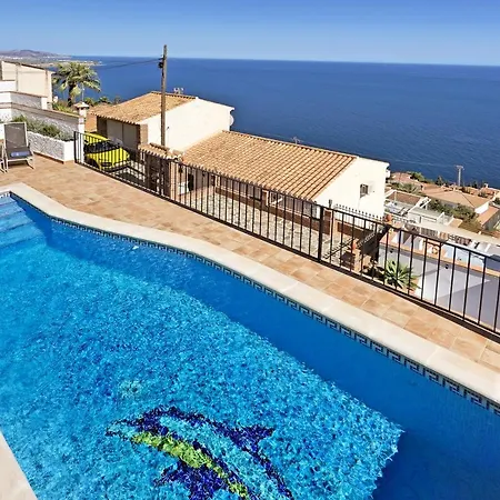 Breathtaking Seaside With Heated Saltwater Pool & Panoramic Terraces ヴィラ サロブレーニャ